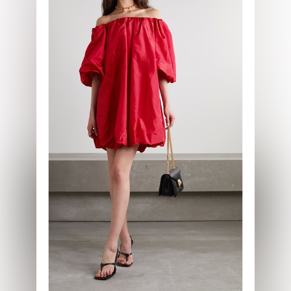 NWT ❤️ VALENTINO ❤️ Off-the-shoulder silk-satin mini dress in Red | Size IT 40